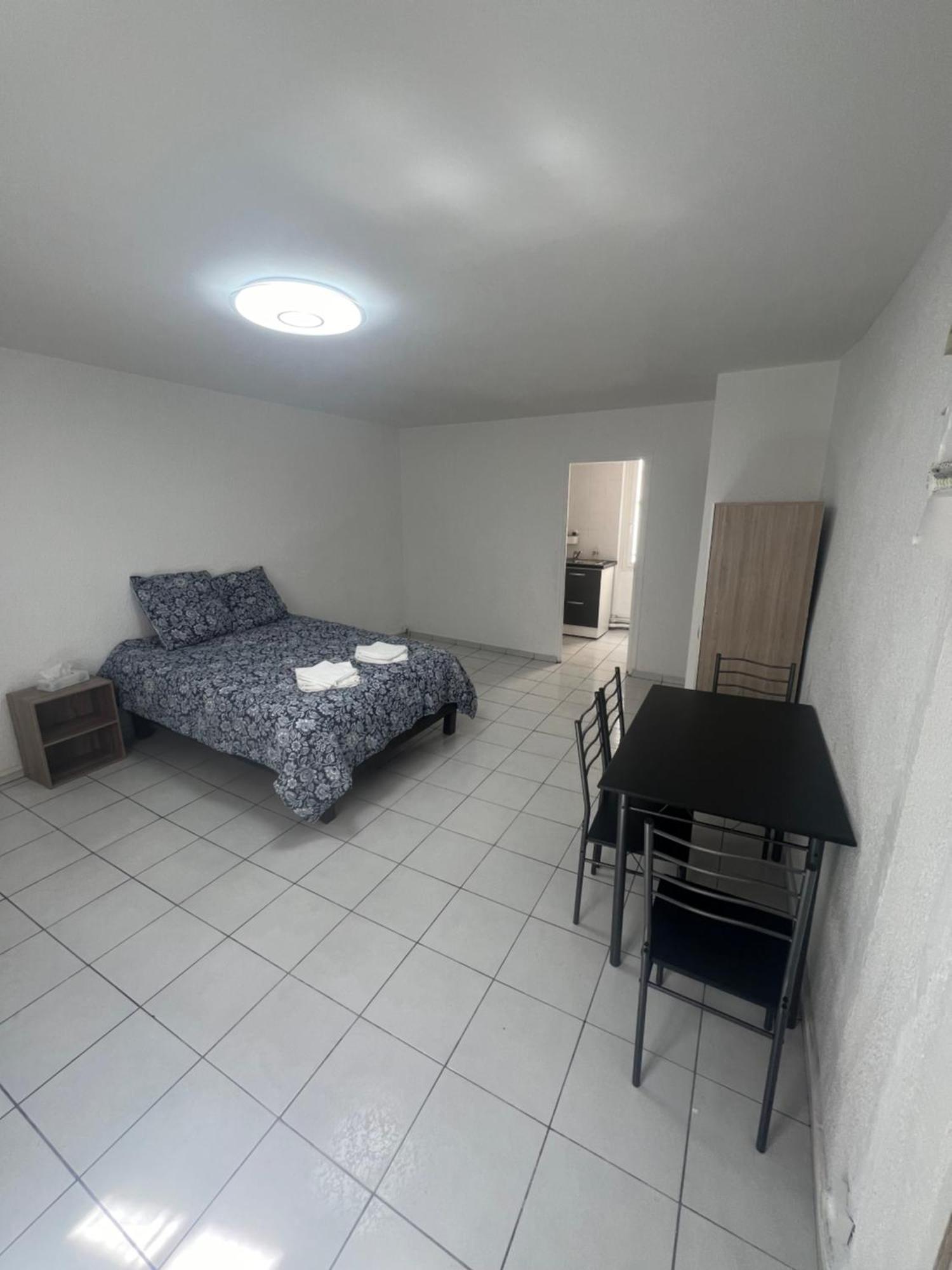 Studio Tapisvert St Charles Canebiere Vieux Port マルセイユ エクステリア 写真